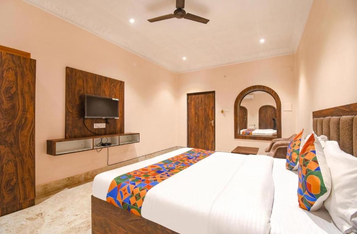 Hotel Whitehouse Ac Family Room Agra (Uttar Pradesh) Exterior foto