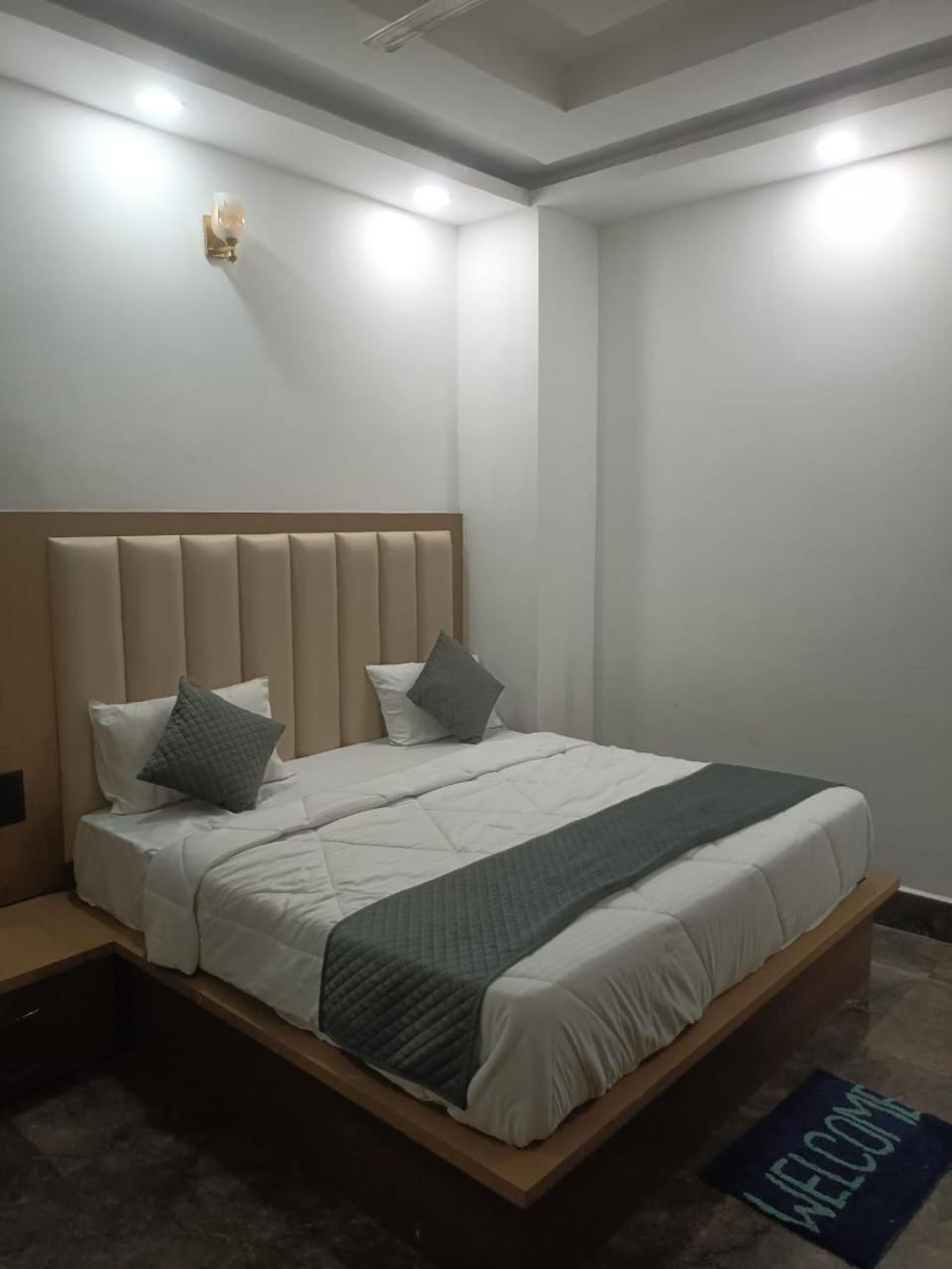 Hotel Whitehouse Ac Family Room Agra (Uttar Pradesh) Exterior foto