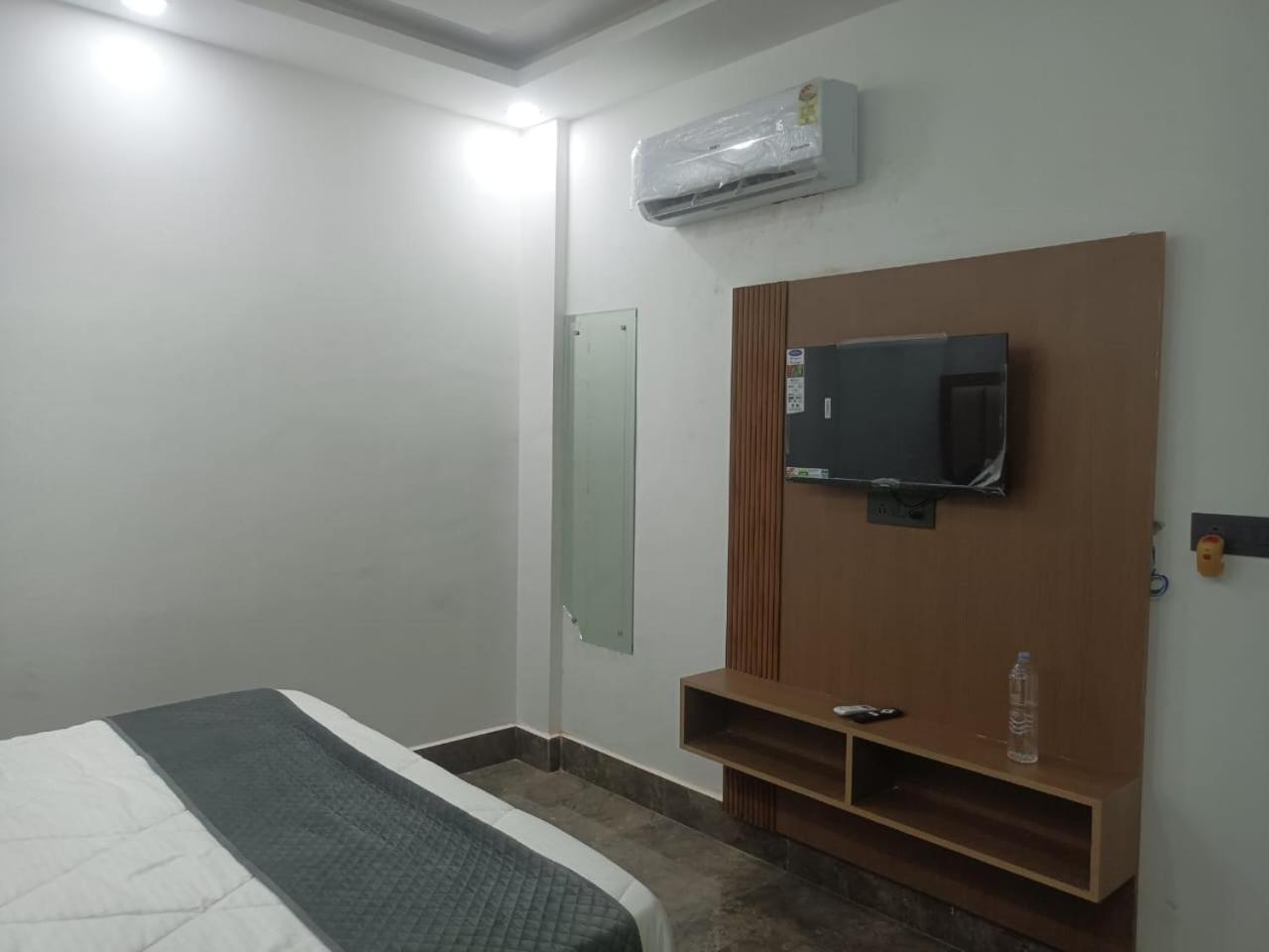 Hotel Whitehouse Ac Family Room Agra (Uttar Pradesh) Exterior foto
